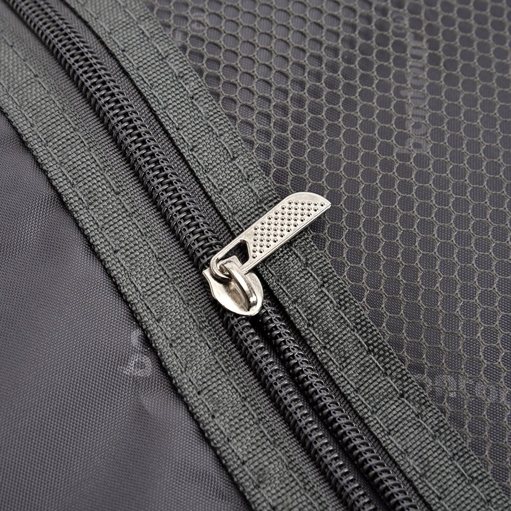 Kabínový kufor na 4 kolieskach 55x39x20cm púdrovo zelená farba