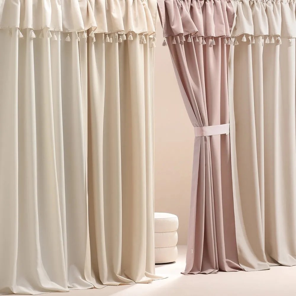 Krémový záves Astoria so strapcami na riasiacej páske 140 x 250 cm