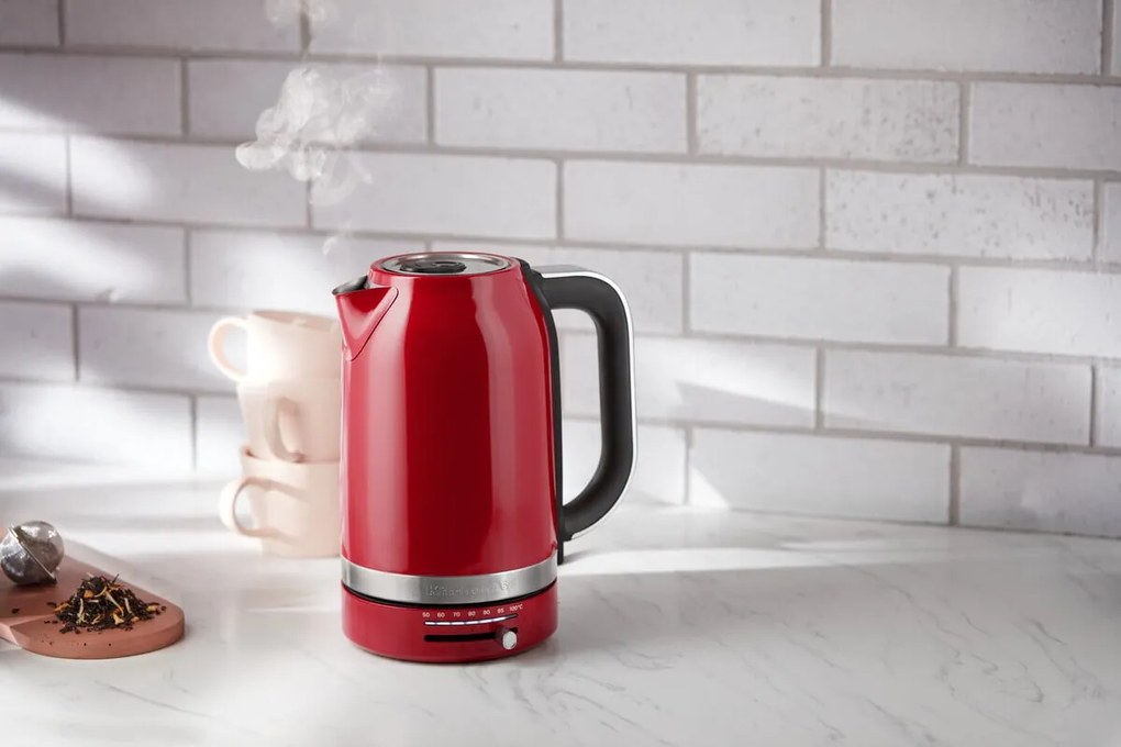 Rýchlovarná kanvica KitchenAid s reguláciou teploty 1,7 l strieborná