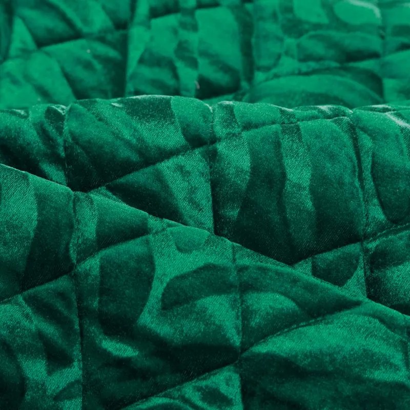 Dekorstudio Zamatový prehoz na posteľ KRISTIN3 v zelenej farbe Rozmer prehozu (šírka x dĺžka): 220x240cm
