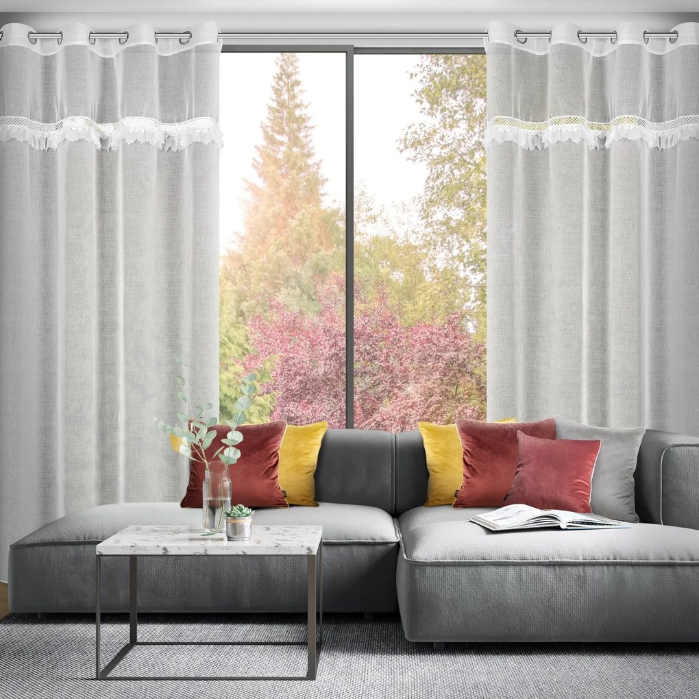 ZÁCLONA NA KRÚŽKOCH KIARA 140X250 CM BIELA