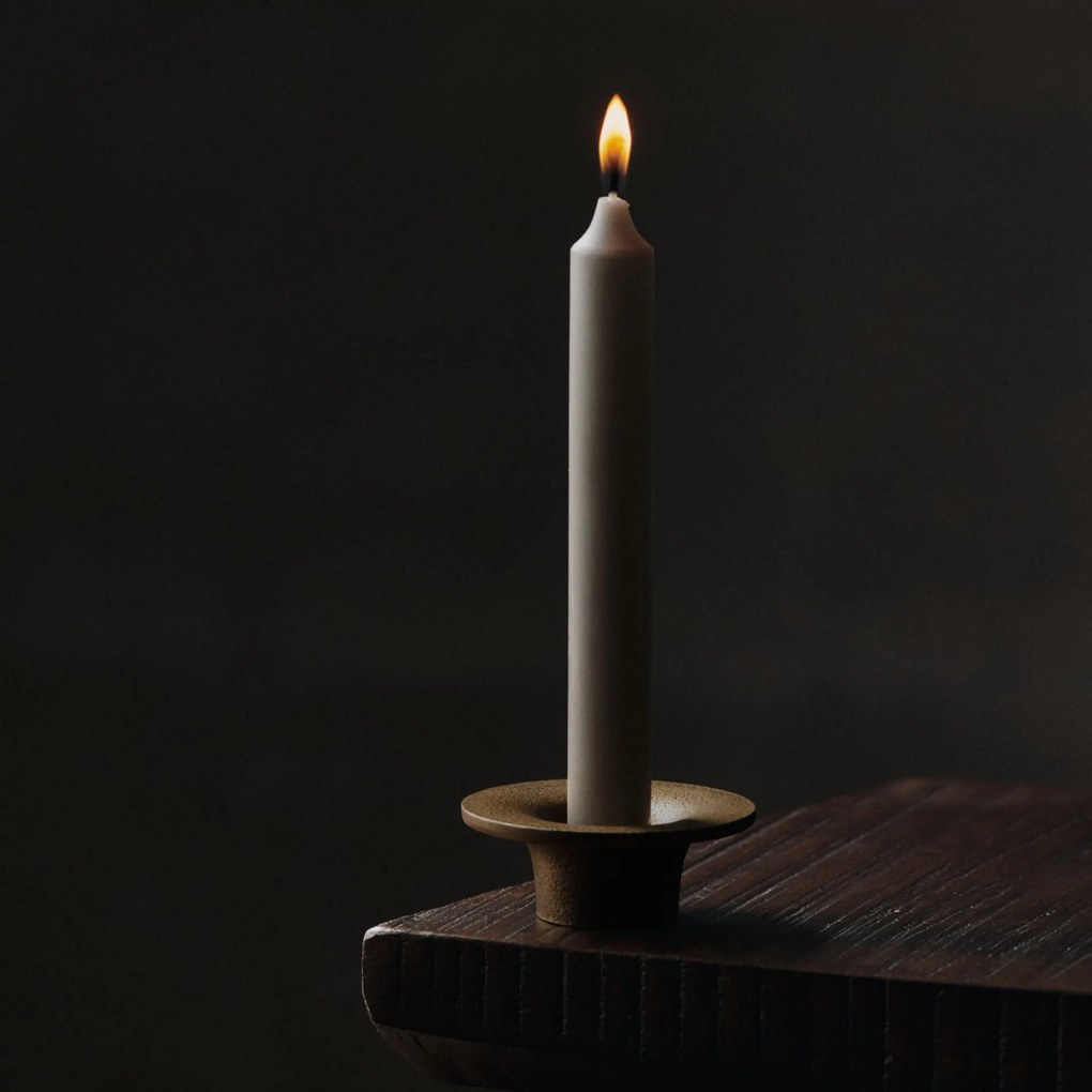 Ferm Living Kovový svietnik Soothe Brass Finish Ø 8 cm