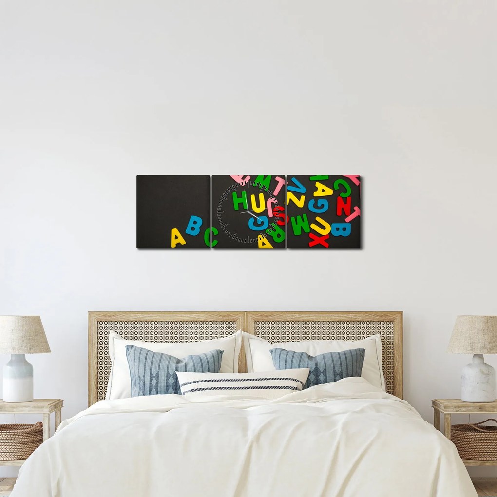 Obraz - farebné písmenká (s hodinami) (90x30 cm)