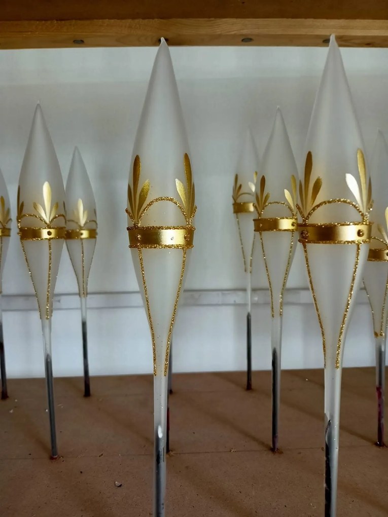 Bella Rose Sklenená vianočná ozdoba Kvapka Mat