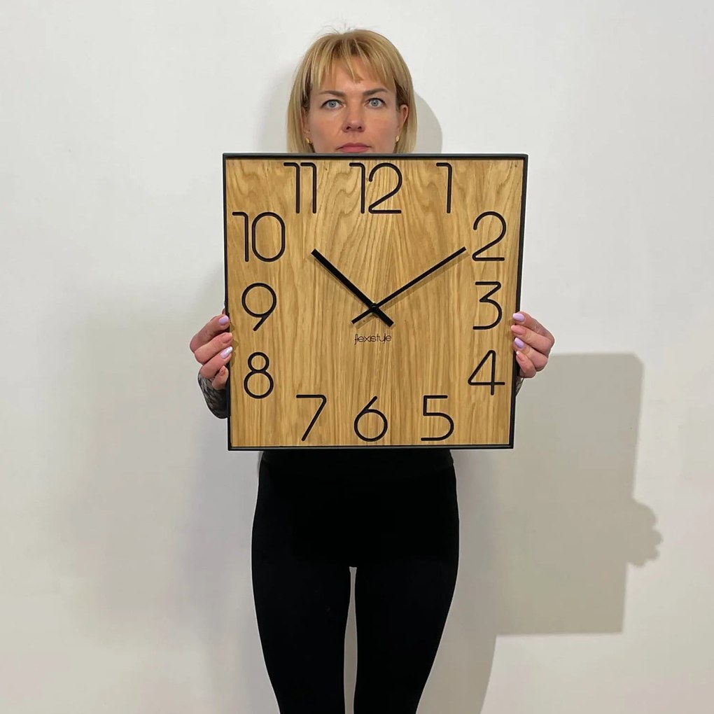 Dekorstudio Drevené hodiny na stenu Wood Square 40cm