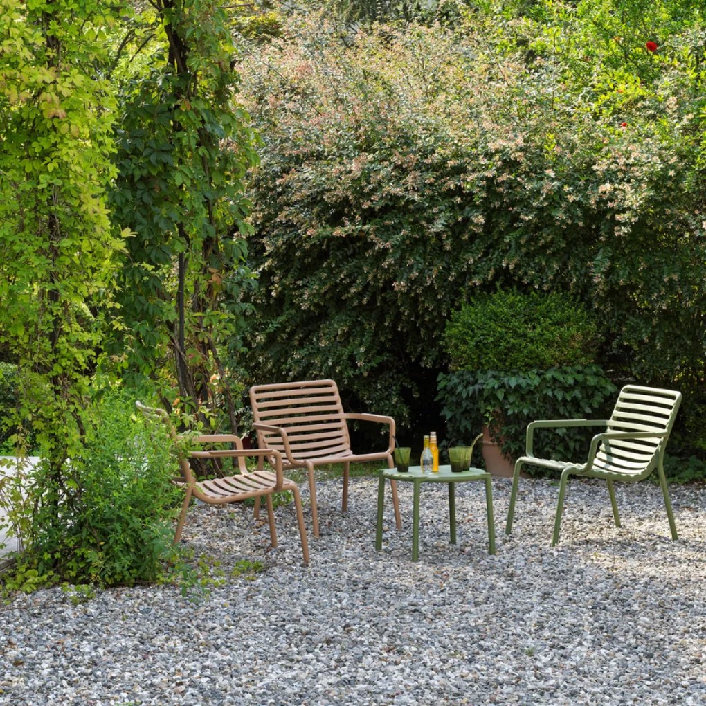 DOGA ARMCHAIR RELAX záhradná stolička s podrúčkami capuccino