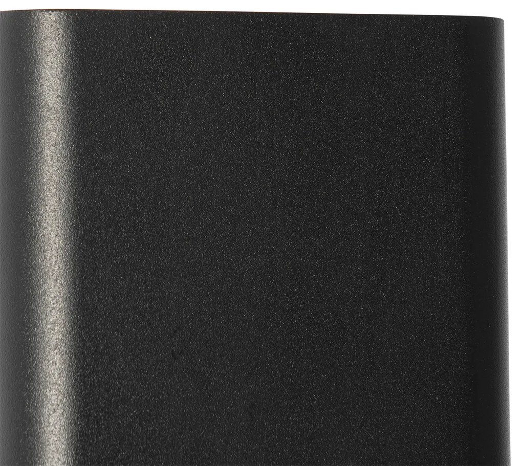 Moderná nástenná lampa čierna vrátane LED IP54 štvorcová - Evi