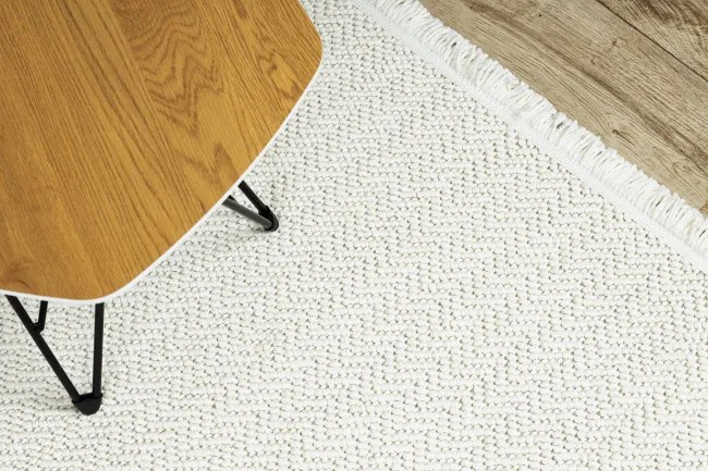 Koberec NANO FJ86B Jodelka, chevron biely