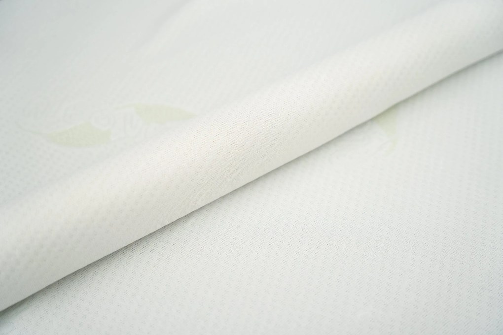 Antialergický poťah na matrac Aloe Vera – prateľný, priedušný, mäkký a antibakteriálny Veľkosť: 60x120 cm, Výška: 10 cm