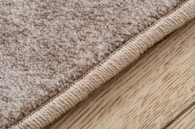 Metrážny koberec SERENADE taupe