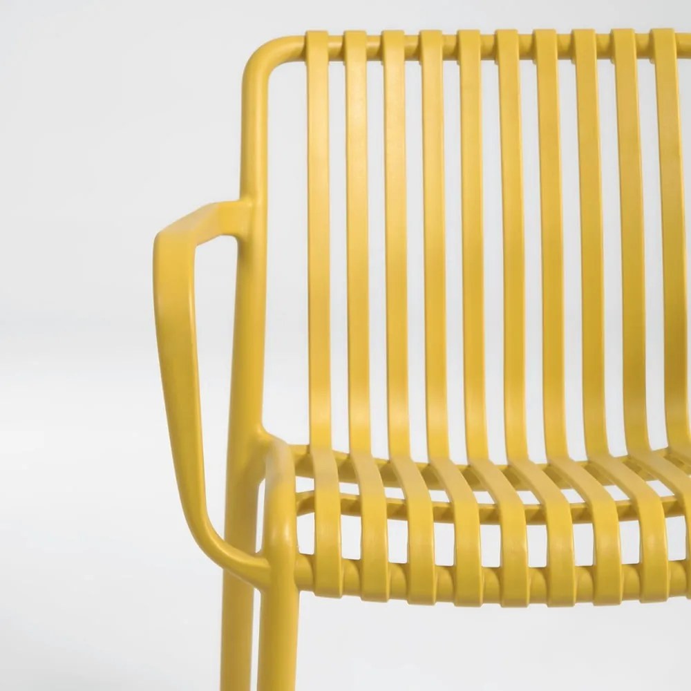 Horčicovožltá záhradná stolička Kave Home Isabellini
