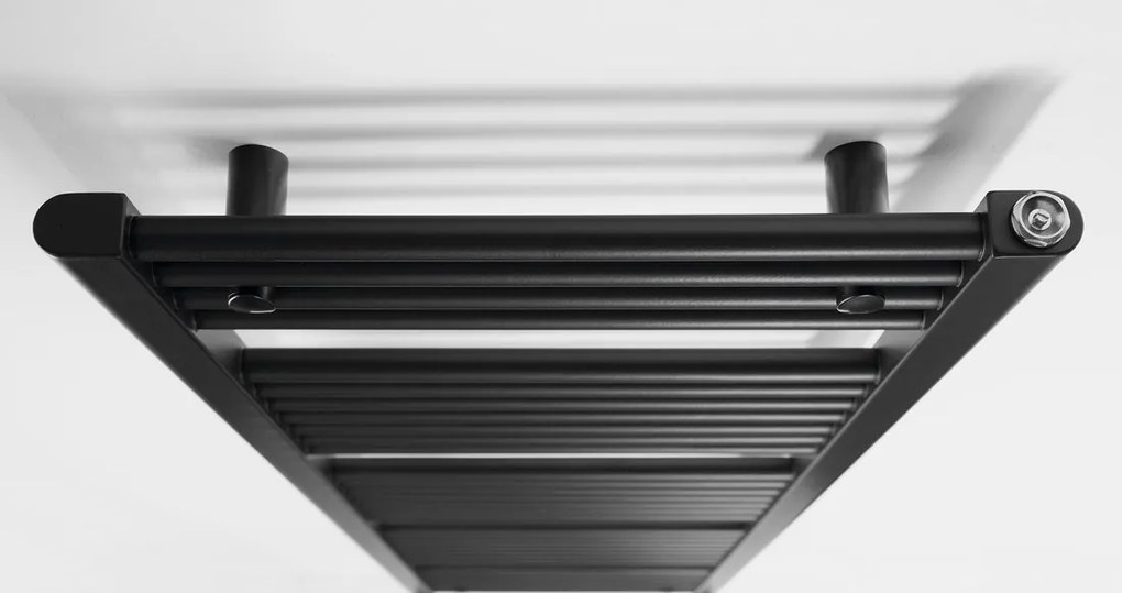 Aqualine Aqualine, DIRECT vykurovacie teleso s bočným pripojením 450x1680 mm, čierna matná, ILR64B