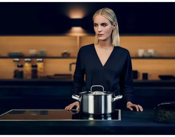 WMF - Hrniec GOURMET PLUS s pokrievkou, Ø 24 cm