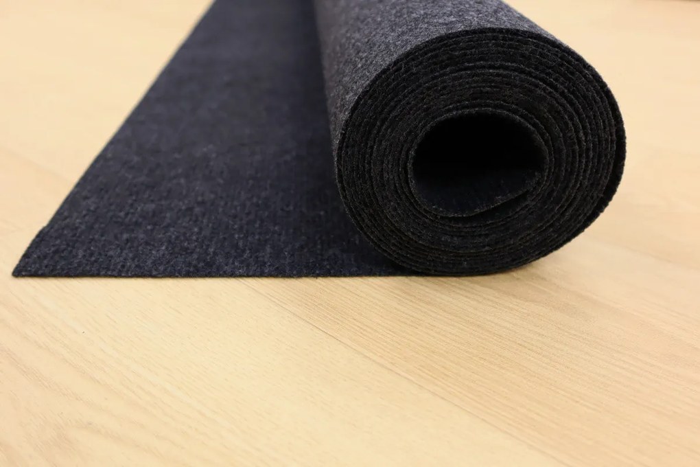 Betap koberce SUPER CENA: Čierny výstavový koberec Budget metrážny - Bez obšitia cm