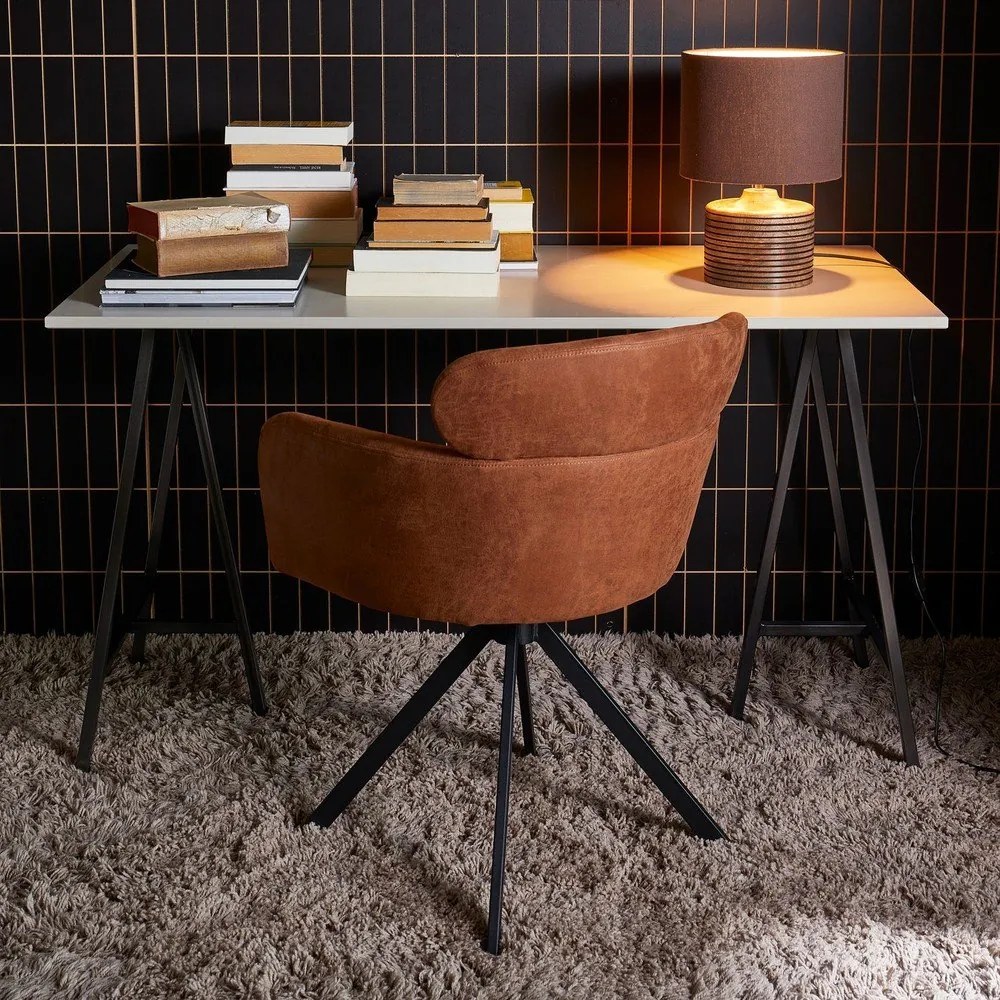 Koňakovohnedé čalúnené jedálenské kreslo s podrúčkami Fenne – WOOOD