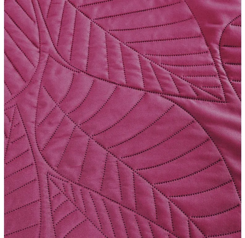 Fialový prehoz na posteľ so vzorom LEAVES Rozmer: 220 x 240 cm