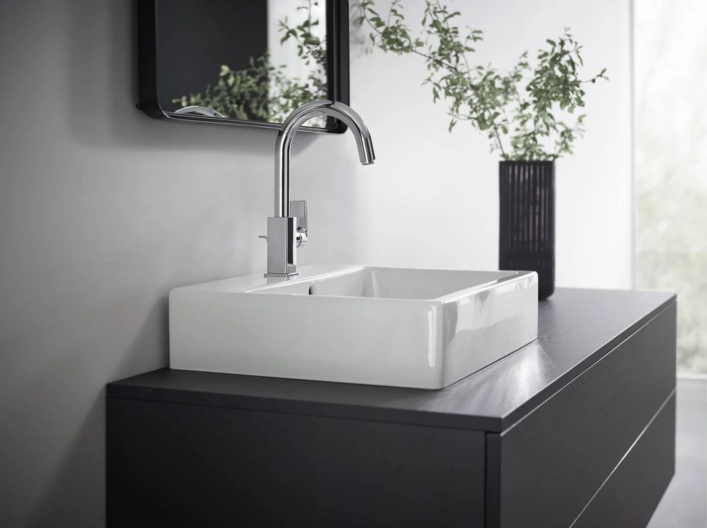 Hansgrohe Vernis Shape, vysoká umývadlová batéria s výpustom a otočným výtokom, EcoSmart, chrómová, HAN-71564000
