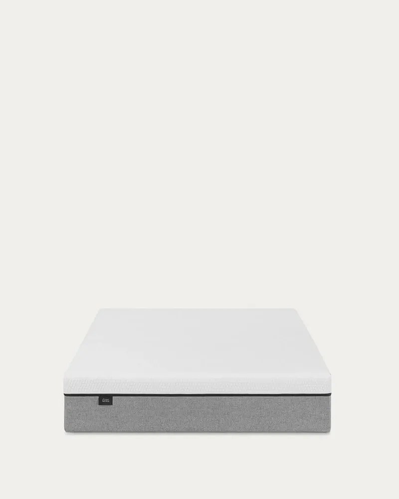 Stredne tvrdý penový matrac 135x190 cm Eva – Kave Home