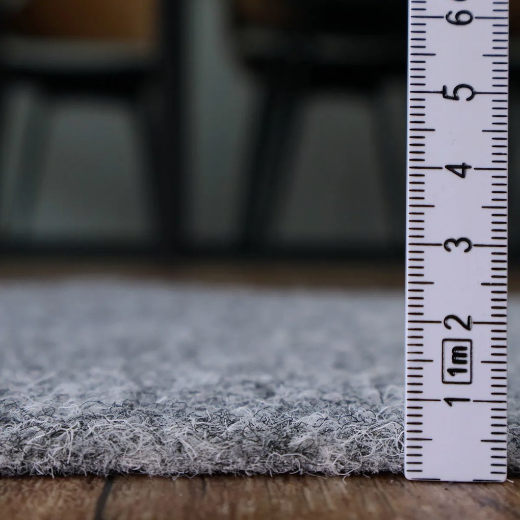 Betap, Metrážny koberec Primo 73 sv. šedý, záťažový, na mieru, šíře 4m, šedá, resine, chodba / predsieň