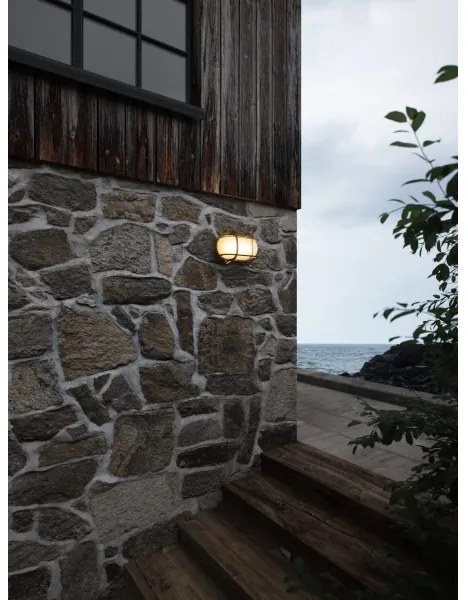 Nordlux - Vonkajšie nástenné svietidlo HELFORD 1xE27/12,5W/230V IP64 mosadz