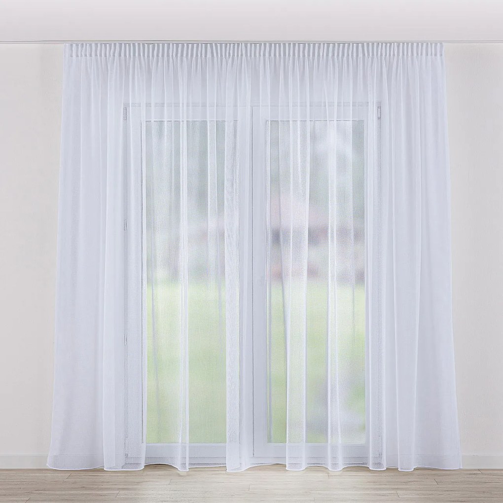 Záclona na riasiacej páske