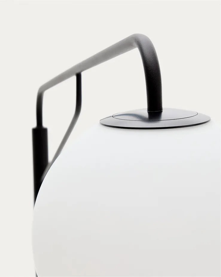 Biela/čierna stojacia lampa so skleneným tienidlom (výška 164 cm) Eilo – Kave Home