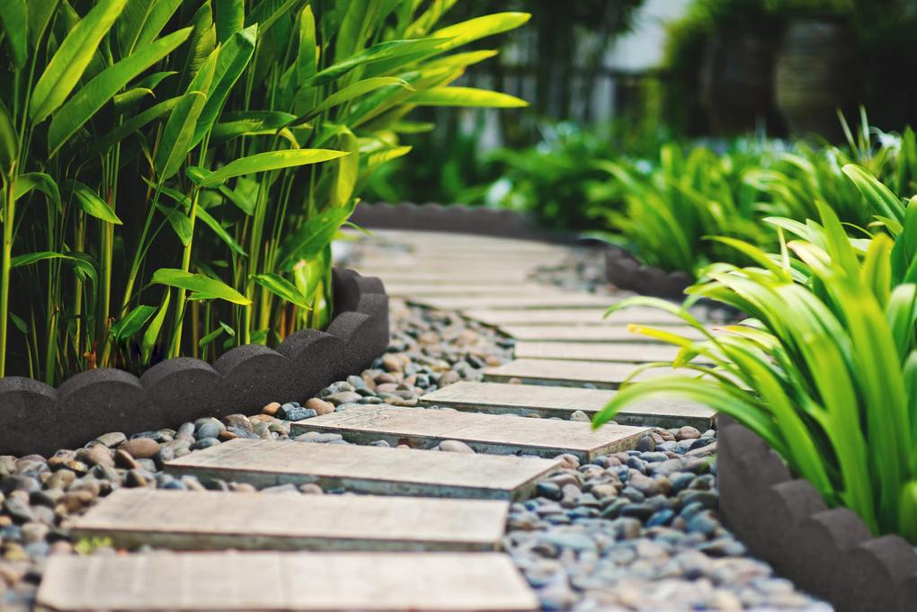 Záhradná obruba Scalloped hnedá 120 cm, gumová (vrátane klincov) MHEU5000001