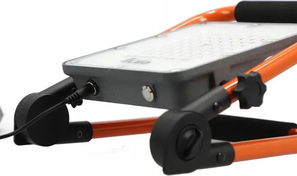 Nabíjateľný LED reflektor so stojanom, 50 W, 3,2 V, 4500 K, 5000 mAh, IP65, oranžový