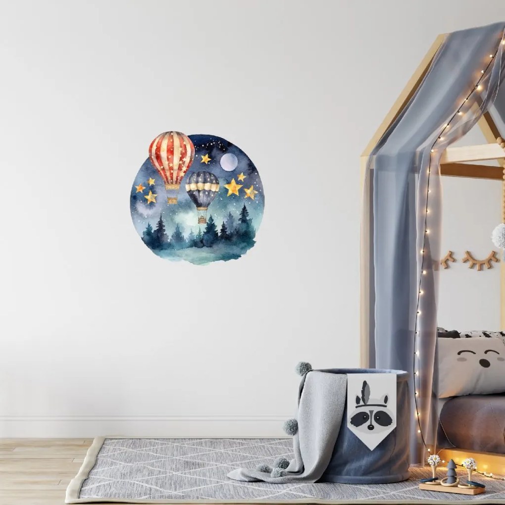 PIPPER. Kruhová samolepka na stenu "Teplovzdušné balóny nad lesom" Veľkosť: 60 cm