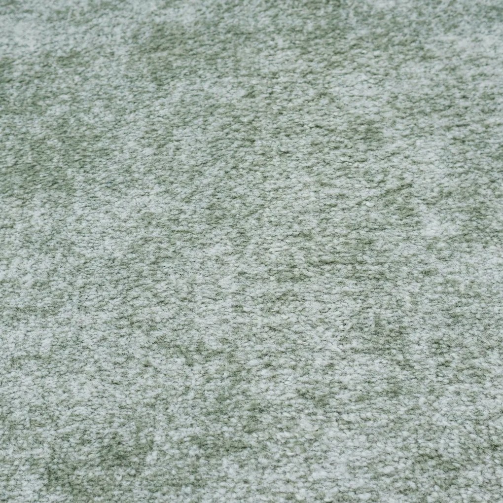 AKCIA: 170x225 cm Metrážny koberec Milano 24 zelený, šíře, zelená, filc, detská izba, Spoltex