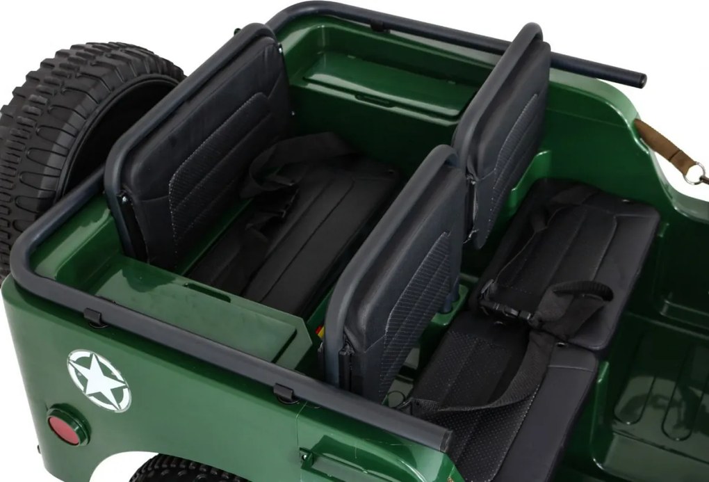 Ramiz Retro silné vojenské auto pre 3 deti Zelené + pohon 4x4 + úložné priestory + EVA + pomalý štart + MP3 LED