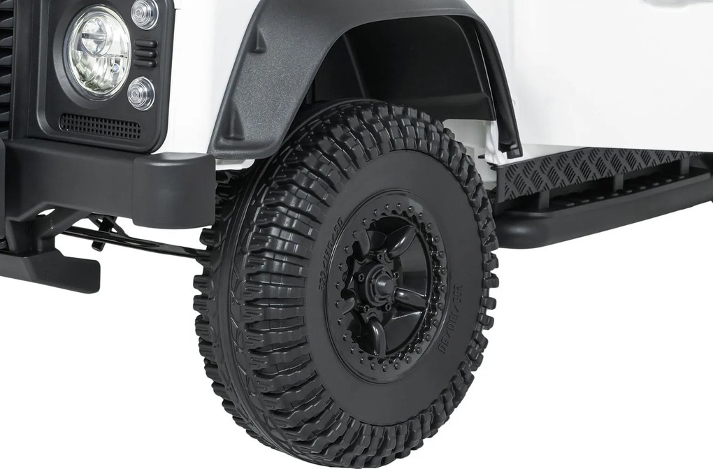 Ramiz Vozidlo Land Rover Defender 110 SVX Concept biele