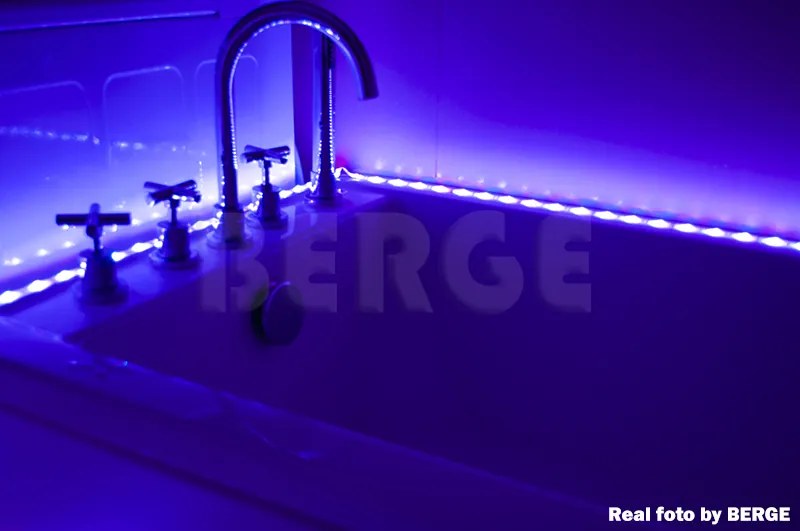 BERGE LED pásik - SMD 5050 - RGB - 5m - 60LED/m - 14,4 W/h - IP65 - s konektorom