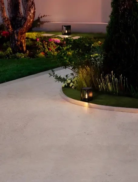 Vonkajšia lampa Pacific 22 čierna