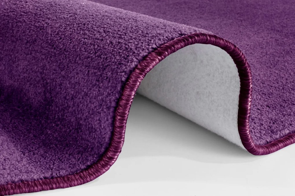 Hanse Home, Kusový koberec Nasty 101150 Purple kruh, 200x200 (priemer) kruh, fialová, chodba / predsieň