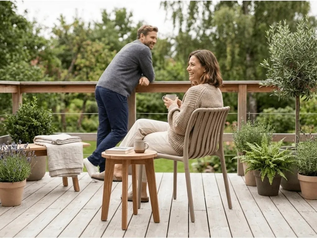 Plastová stolička TREGO, béžová