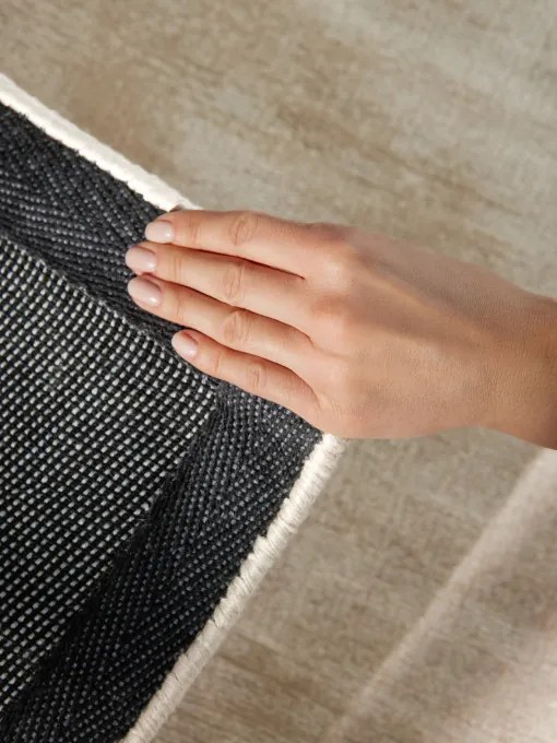 Koberec Vikosa Noemi slonia kosť