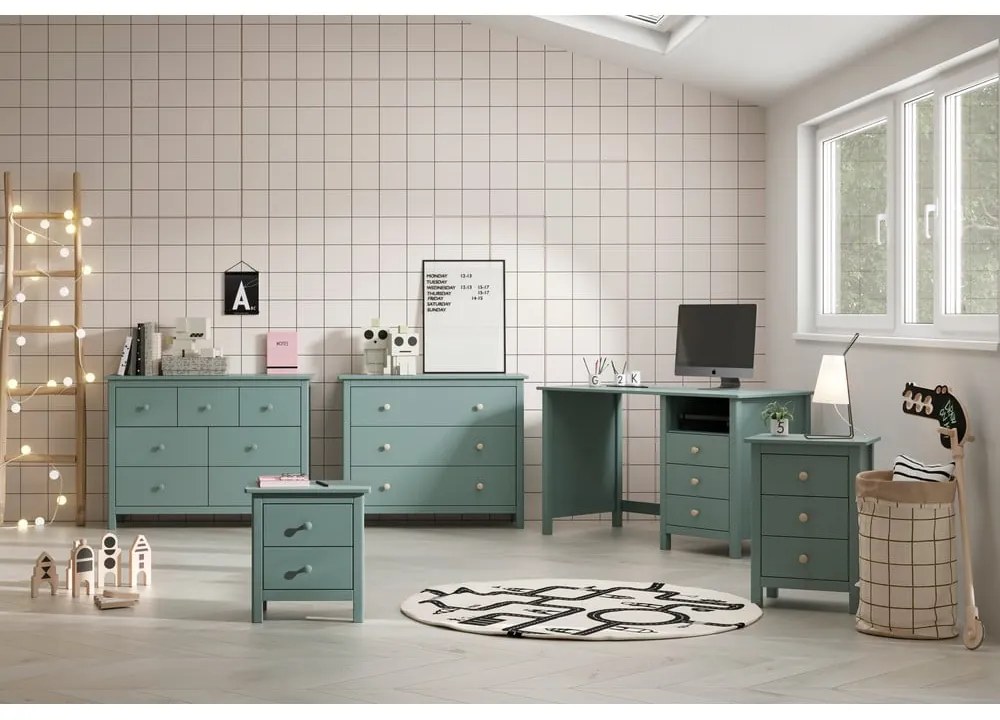 Nízka detská komoda z borovicového dreva v petrolejovej farbe 110x80 cm Max – Marckeric