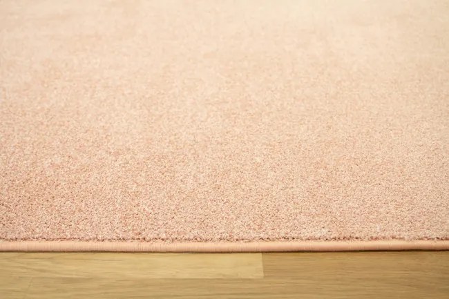 Metrážny koberec Harmony Classic 13