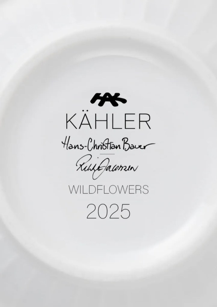 KÄHLER Porcelánový hrnček Hammershøi Wild Flowers 330 ml