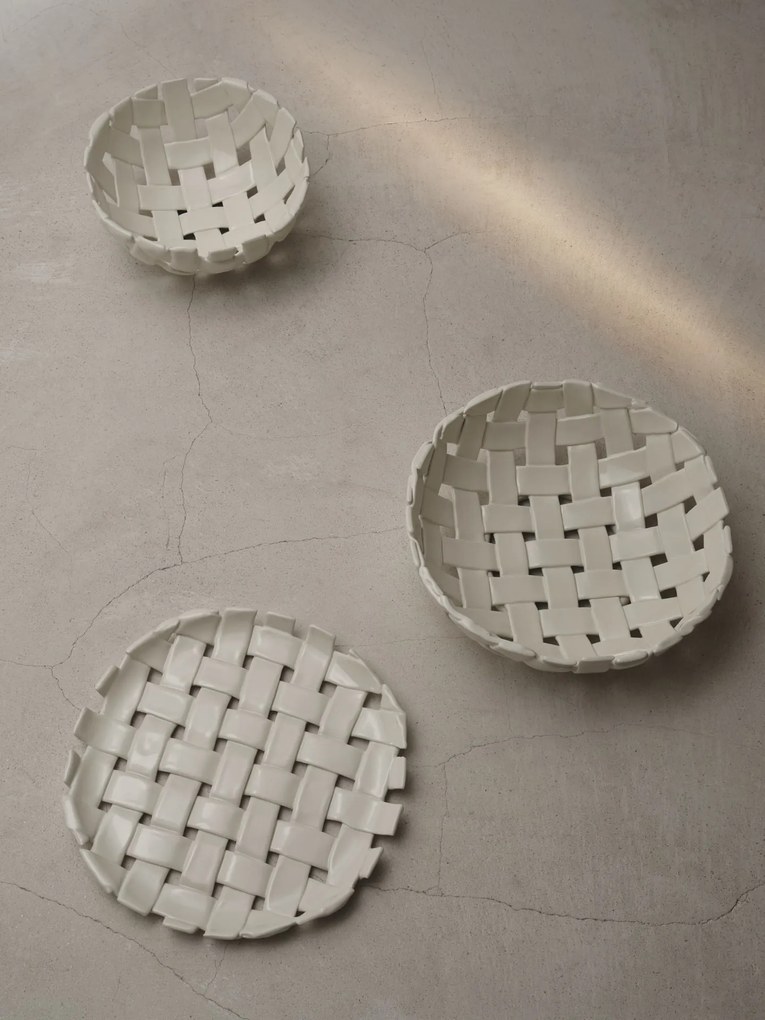 Ferm Living Keramická misa Plait Off-white 30 cm