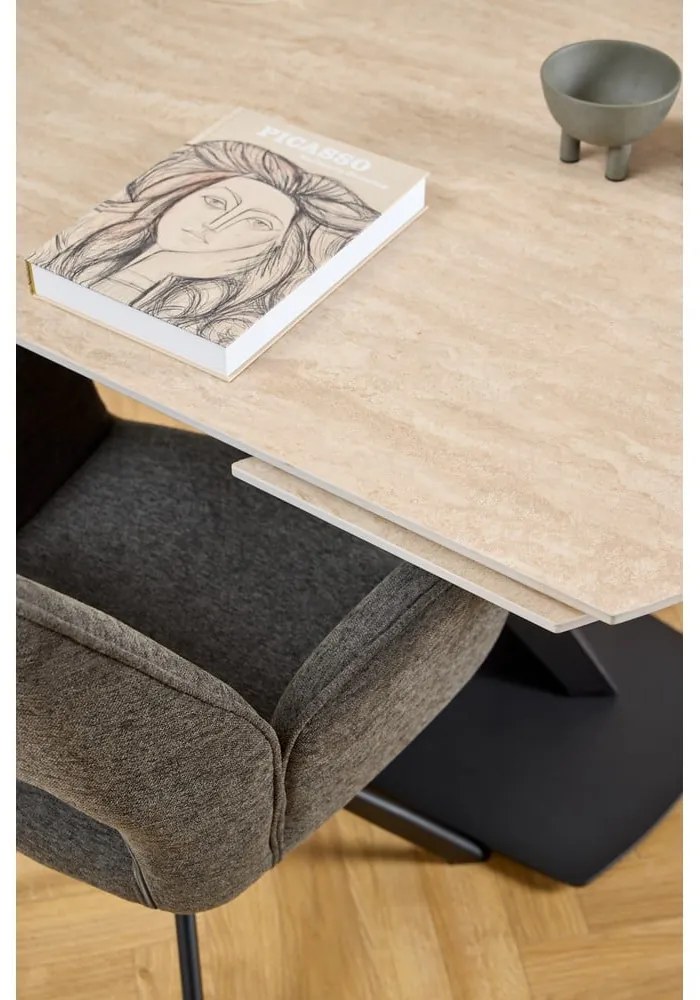 Tmavosivé jedálenské kreslo s podrúčkami Graham – Actona