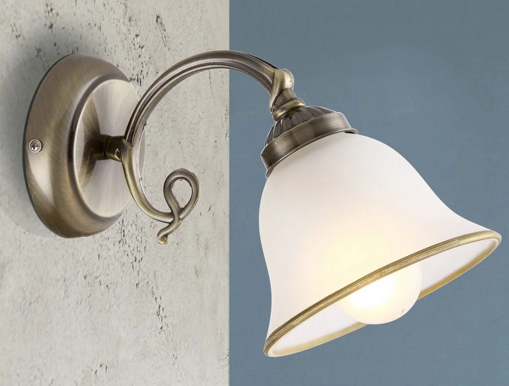 Nástenná lampa Odin, mosadz