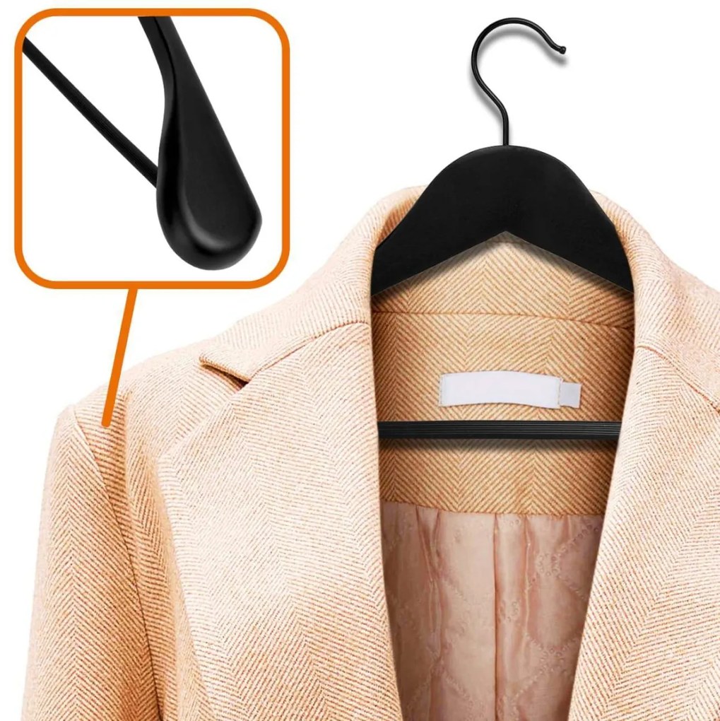 Dřevěné ramínko Emil černé