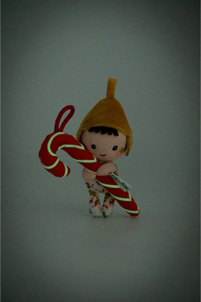 Lilliputiens - vianočný škriatok s cukrovou paličkou a čiapočkou