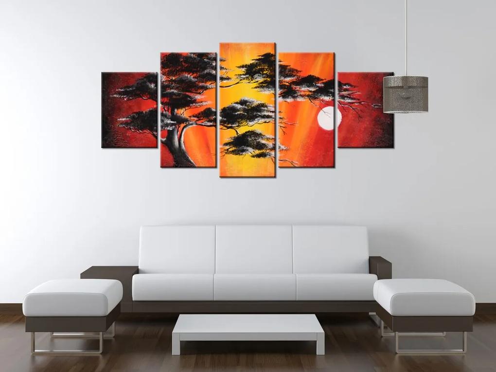 Gario Ručne maľovaný obraz Masívny strom pri západe slnka - 5 dielny Rozmery: 150 x 70 cm