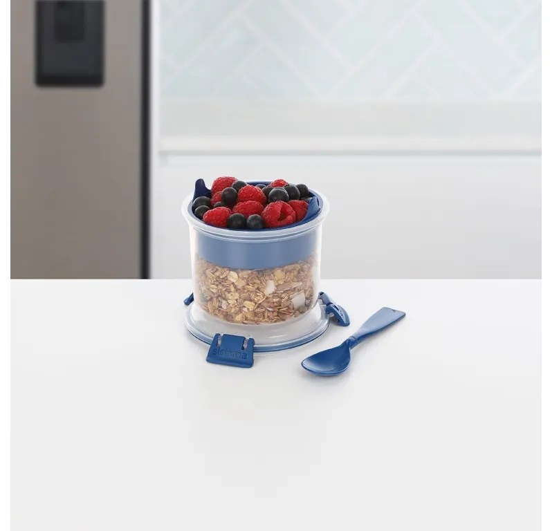 SISTEMA Box na jogurt a müsli, 2 komory+lyžica, SISTEMA, 530ml, mix farieb Farba škatuliek SISTEMA: Modrá