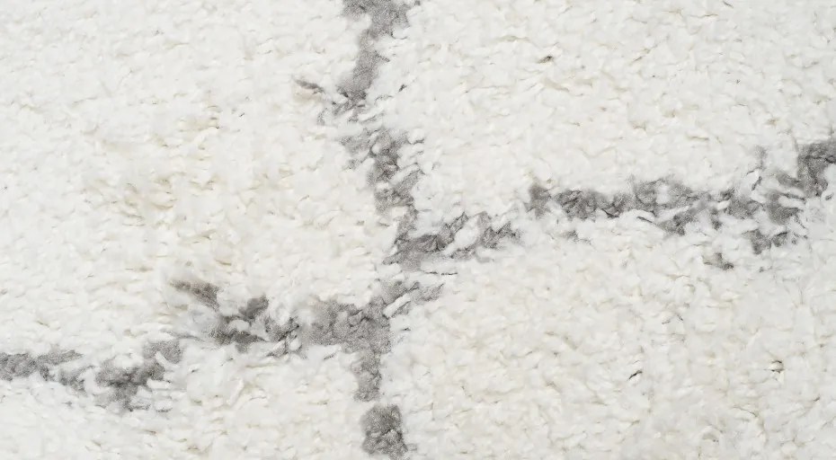 Huňatý biely vzorovaný behúň Šírka: 100 cm | Dĺžka: 300 cm