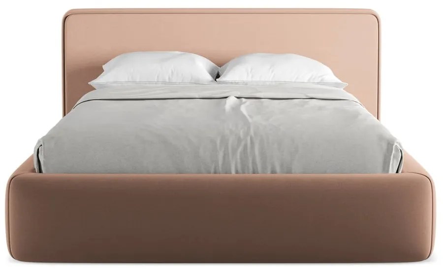 Svetloružová čalúnená dvojlôžková posteľ s úložným priestorom s roštom 140x200 cm Kiana – Makamii