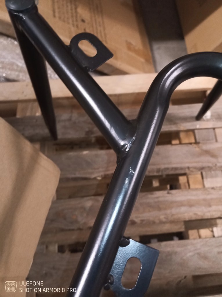 AKCIA Biela plastová stolička CORRAL B II. akosť